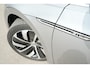 Volkswagen Arteon 1.5 TSI 150pk Business R | Achteruitrijcamera | 19" | Adaptive Cruise | Stoelverwarming | Navigatie