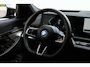 BMW 5-Serie 530e M Sport Edition | 300PK | Pano | Harman Kardon | 360° | HUD | Driving Assistant Professional | Maxton | BMW 530e M Sport Edition 300 PK Plug-in Hybrid met 2.0 viercilinder, panoramadak, Head-Up Display, 360° camera, Harman Kardon Premium Sound, 21-inch lichtmetalen velgen, Driving Assistant Pro