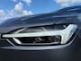 Volvo XC60 2.0 T4 R-Design Automaat / Panoramadak / Leder-Alcantara / Camera / Stoelverwarming / 19" Velgen / Navi / PDC / Cruise