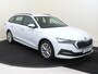 Skoda Octavia Combi 1.4 TSI iV PHEV Business Edition | SoH 94% | Trekhaak | Cruise control | Stoel- en stuurwielverwarming | Parkeersensoren achter | Navigatie | Lane assist | Sfeerverlichting |