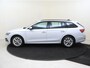 Skoda Octavia Combi 1.4 TSI iV PHEV Business Edition | SoH 94% | Trekhaak | Cruise control | Stoel- en stuurwielverwarming | Parkeersensoren achter | Navigatie | Lane assist | Sfeerverlichting |