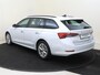Skoda Octavia Combi 1.4 TSI iV PHEV Business Edition | SoH 94% | Trekhaak | Cruise control | Stoel- en stuurwielverwarming | Parkeersensoren achter | Navigatie | Lane assist | Sfeerverlichting |