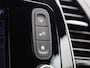 Renault Captur 0.9 TCe Intens | Apple Carplay/Android Auto | Camera | Parkeersensoren | Trekhaak |
