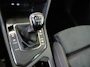Volkswagen Tiguan 1.5 TSI Life | Trekhaak | Achteruitrijcamera | ErgoActive voorstoelen | Stoel- en stuurwielverwarming | Adaptieve cruise control | Lane assist | Carplay |