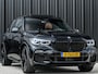 BMW X5 xDrive45e High Executive | M-Sport | Panoramadak | 360 Camera | Active Sturing | Massagestoelen + Ventilatie | Harman/Kardon | HUD | BMW Gesture Control | Luchtvering | Soft Close | Ambiance Interieur |