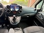 Peugeot Partner Tepee 1.6 XT / bj.2009 / 5 persoons / airco / NAP met 125974 km.en APK tot 07/2027 / trekhaak / navigatie / etc.