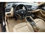 BMW X1 sDrive20i Business, leder, trekhaak afneembaar, navi, camera, keurige auto