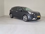 Kia Niro Hybrid Niro 1.6 GDi Hybride Design Edition | Schuif\kanteldak | Stoel/stuurwielverwarming