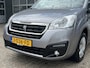 Peugeot Partner Tepee 1.2 PureTech Active Airco Cruise control Trekhaak 1300 kg Parkeerhulp voor en achter 2 schuifdeuren Apple Carplay Euro 6 Lage belasting particulier gebruik