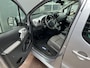 Peugeot Partner Tepee 1.2 PureTech Active Airco Cruise control Trekhaak 1300 kg Parkeerhulp voor en achter 2 schuifdeuren Apple Carplay Euro 6 Lage belasting particulier gebruik