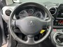 Peugeot Partner Tepee 1.2 PureTech Active Airco Cruise control Trekhaak 1300 kg Parkeerhulp voor en achter 2 schuifdeuren Apple Carplay Euro 6 Lage belasting particulier gebruik