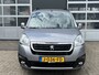 Peugeot Partner Tepee 1.2 PureTech Active Airco Cruise control Trekhaak 1300 kg Parkeerhulp voor en achter 2 schuifdeuren Apple Carplay Euro 6 Lage belasting particulier gebruik