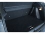 Peugeot e-2008 EV GT 54 kWh | Cruise Control | Camera | Keyless | Carplay | Climate | LED | Sfeerverlichting