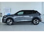 Peugeot e-2008 EV GT 54 kWh | Cruise Control | Camera | Keyless | Carplay | Climate | LED | Sfeerverlichting