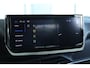 Peugeot e-2008 EV GT 54 kWh | Cruise Control | Camera | Keyless | Carplay | Climate | LED | Sfeerverlichting