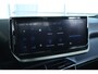 Peugeot e-2008 EV GT 54 kWh | Cruise Control | Camera | Keyless | Carplay | Climate | LED | Sfeerverlichting
