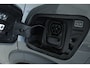 Peugeot e-2008 EV GT 54 kWh | Cruise Control | Camera | Keyless | Carplay | Climate | LED | Sfeerverlichting