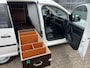 Volkswagen Caddy 1.4 TSI Benzine 126pk Airco Cruise control Trekhaak 1500kg Schuifdeur Kastinrichting Bluetooth verbinding Dealer onderhouden 1e eigenaar