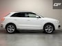 Audi Q3 1.4 TFSI CoD S-line Navi Clima Stoelver. Trekh.