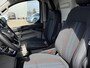 Ford E-Transit Custom 320 L2H1 Sport 71 kWh 218PK 2x Schuifdeur Bijrijdersstoel 2300KG Trekgewicht Adaptieve Cruise Stuurverwarming Navi Stoelverwarming Carplay Blind-Spot *Nieuw*