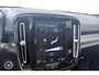 Volvo XC40 2.0 B4 Inscription (PANORAMADAK, TREKHAAK, STOEL/STUUR VERWARMING, CAMERA, PARKEERSENSOREN)