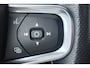 Volvo XC40 2.0 B4 Inscription (PANORAMADAK, TREKHAAK, STOEL/STUUR VERWARMING, CAMERA, PARKEERSENSOREN)