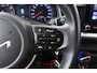 Kia Stonic 1.0 T-GDi MHEV DynamicLine (ACHTERUITRIJCAMERA, CARPLAY NAVIGATIE, PARKEERSENSOREN)