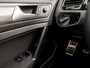 Volkswagen Golf 1.0 TSI Sportline (APPLE CARPLAY, GROOT NAVI, CLIMATE, STOELVERWARMING, SPORTSTOELEN, LM VELGEN, GETINT GLAS, PARKEERSENSOREN, NIEUWSTAAT)
