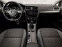 Volkswagen Golf 1.0 TSI Sportline (APPLE CARPLAY, GROOT NAVI, CLIMATE, STOELVERWARMING, SPORTSTOELEN, LM VELGEN, GETINT GLAS, PARKEERSENSOREN, NIEUWSTAAT)