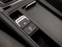 Volkswagen Golf 1.0 TSI Sportline (APPLE CARPLAY, GROOT NAVI, CLIMATE, STOELVERWARMING, SPORTSTOELEN, LM VELGEN, GETINT GLAS, PARKEERSENSOREN, NIEUWSTAAT)