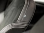 Volvo XC40 1.5 T4 Recharge R-Design 211Pk Automaat (APPLE CARPLAY, GROOT NAVI, LEDER/ALCANTARA, STUUR/STOELVERWARMING, CAMERA, TREKHAAK, SPORTSTOELEN, GETINT GLAS, LANE ASSIST, NIEUWSTAAT)