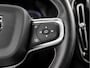 Volvo XC40 1.5 T4 Recharge R-Design 211Pk Automaat (APPLE CARPLAY, GROOT NAVI, LEDER/ALCANTARA, STUUR/STOELVERWARMING, CAMERA, TREKHAAK, SPORTSTOELEN, GETINT GLAS, LANE ASSIST, NIEUWSTAAT)