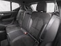 Volvo XC40 1.5 T4 Recharge R-Design 211Pk Automaat (APPLE CARPLAY, GROOT NAVI, LEDER/ALCANTARA, STUUR/STOELVERWARMING, CAMERA, TREKHAAK, SPORTSTOELEN, GETINT GLAS, LANE ASSIST, NIEUWSTAAT)