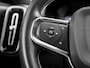 Volvo XC40 1.5 T4 Recharge R-Design 211Pk Automaat (APPLE CARPLAY, GROOT NAVI, LEDER/ALCANTARA, STUUR/STOELVERWARMING, CAMERA, TREKHAAK, SPORTSTOELEN, GETINT GLAS, LANE ASSIST, NIEUWSTAAT)