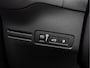 Volvo XC40 1.5 T4 Recharge R-Design 211Pk Automaat (APPLE CARPLAY, GROOT NAVI, LEDER/ALCANTARA, STUUR/STOELVERWARMING, CAMERA, TREKHAAK, SPORTSTOELEN, GETINT GLAS, LANE ASSIST, NIEUWSTAAT)