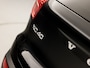 Volvo XC40 1.5 T4 Recharge R-Design 211Pk Automaat (APPLE CARPLAY, GROOT NAVI, LEDER/ALCANTARA, STUUR/STOELVERWARMING, CAMERA, TREKHAAK, SPORTSTOELEN, GETINT GLAS, LANE ASSIST, NIEUWSTAAT)