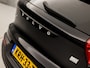Volvo XC40 1.5 T4 Recharge R-Design 211Pk Automaat (APPLE CARPLAY, GROOT NAVI, LEDER/ALCANTARA, STUUR/STOELVERWARMING, CAMERA, TREKHAAK, SPORTSTOELEN, GETINT GLAS, LANE ASSIST, NIEUWSTAAT)