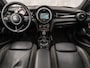 MINI Cooper 5-deurs 1.5 Chili Sport Automaat (PANORAMADAK, 1e EIGENAAR, DEALER ONDERHOUDEN, 5 DEURS, NAVIGATIE, LEDER, SPORTSTOELEN, GETINT GLAS, PARKEERSENSOREN, NIEUWSTAAT)