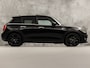 MINI Cooper 5-deurs 1.5 Chili Sport Automaat (PANORAMADAK, 1e EIGENAAR, DEALER ONDERHOUDEN, 5 DEURS, NAVIGATIE, LEDER, SPORTSTOELEN, GETINT GLAS, PARKEERSENSOREN, NIEUWSTAAT)