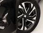 Peugeot 2008 1.2 PureTech Allure Pack 131Pk Automaat (VIRTUAL COCKPIT, APPLE CARPLAY, GROOT NAVI, 360 CAMERA, STOELVERWARMING, LEDER, SPORTSTOELEN, GETINT GLAS, ADAPTIVE CRUISE, NIEUWSTAAT)