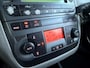 Fiat Punto Grande 1.4-16v Sport/Airco/Trekhaak/Nieuwe APK