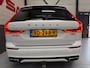 Volvo XC60 2.0 T8 Twin Engine AWD R-Design|1 eigenaar|NAP|Hybrid|407PK|Panorama|DO|Head-up display|Trekhaak|Leder|Carplay|all-in