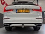Volvo XC60 2.0 T8 Twin Engine AWD R-Design|1 eigenaar|NAP|Hybrid|407PK|Panorama|DO|Head-up display|Trekhaak|Leder|Carplay|all-in