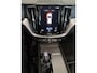Volvo XC60 2.0 T8 Twin Engine AWD R-Design|1 eigenaar|NAP|Hybrid|407PK|Panorama|DO|Head-up display|Trekhaak|Leder|Carplay|all-in