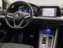 Volkswagen Golf 1.5 TSI Sport 150Pk Automaat (APPLE CARPLAY, GROOT NAVI, STUUR/STOELVERWARMING, SPORTSTOELEN, GETINT GLAS, SFEERVERLICHTING, KEYLESS, NIEUWSTAAT)