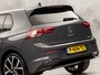 Volkswagen Golf 1.5 TSI Sport 150Pk Automaat (APPLE CARPLAY, GROOT NAVI, STUUR/STOELVERWARMING, SPORTSTOELEN, GETINT GLAS, SFEERVERLICHTING, KEYLESS, NIEUWSTAAT)