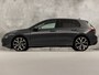 Volkswagen Golf 1.5 TSI Sport 150Pk Automaat (APPLE CARPLAY, GROOT NAVI, STUUR/STOELVERWARMING, SPORTSTOELEN, GETINT GLAS, SFEERVERLICHTING, KEYLESS, NIEUWSTAAT)
