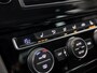Volkswagen Golf 1.4 TSI ACT Highline 140Pk Automaat (XENON, ALCANTARA, CLIMATE, ADAPTIVE CRUISE, STOELVERWARMING, GETINT GLAS, SPORTSTOELEN, PARKEERSENSOREN, LM VELGEN, NIEUWSTAAT)