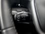 Peugeot 3008 1.2 PureTech Allure Automaat (APPLE CARPLAY, LED KOPLAMPEN, FOCAL AUDIO, LEDER, SPORTSTOELEN, GETINT GLAS, CRUISE, DAKRAILS, NIEUWSTAAT)