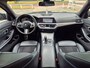 BMW 3-Serie 320i Executive Edition Panoramadak! M Pakket! Laser Koplampen! Sfeerverlichting!